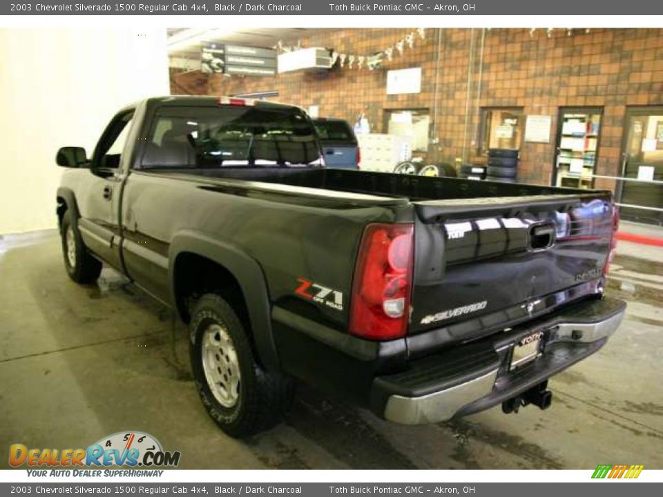 2003 Chevrolet Silverado 1500 Regular Cab 4x4 Black / Dark Charcoal Photo #4