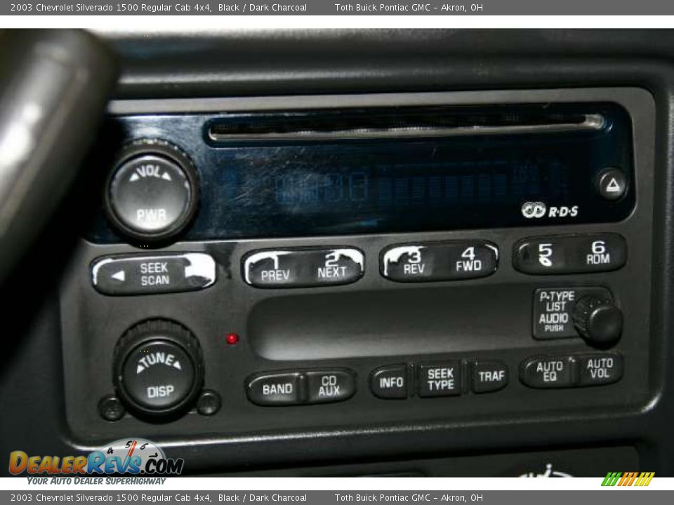 2003 Chevrolet Silverado 1500 Regular Cab 4x4 Black / Dark Charcoal Photo #8