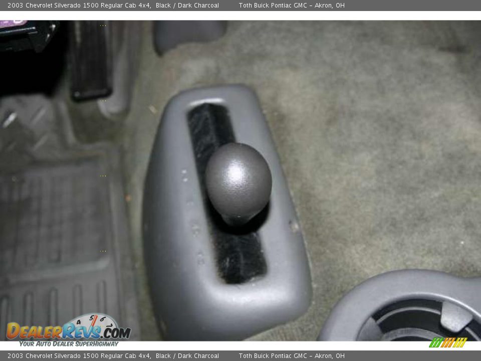 2003 Chevrolet Silverado 1500 Regular Cab 4x4 Black / Dark Charcoal Photo #11