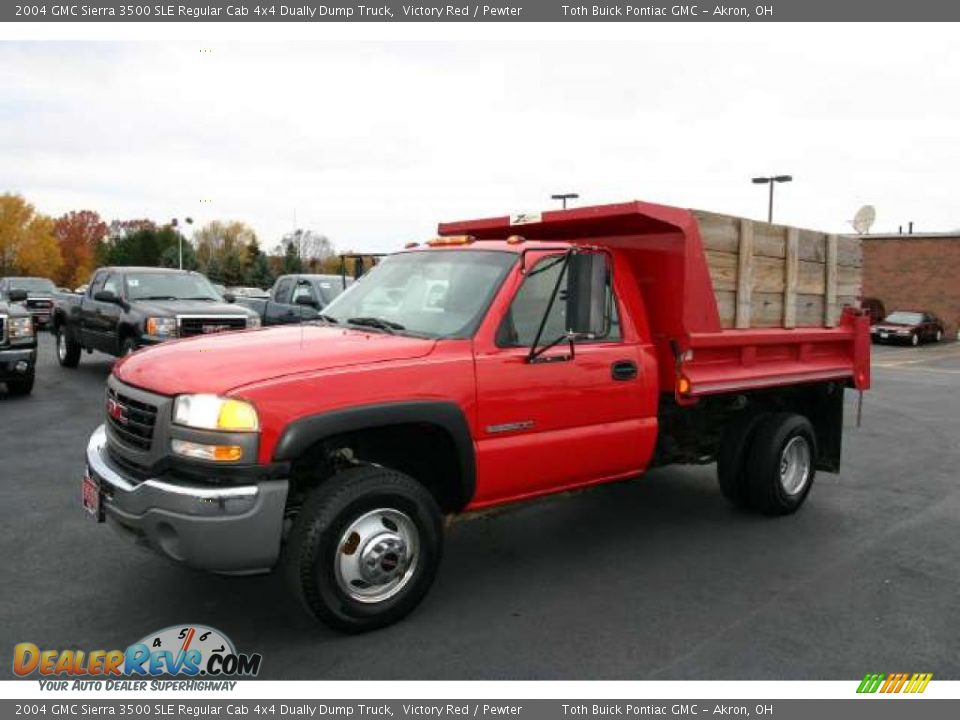 Front 3/4 View of 2004 GMC Sierra 3500 SLE Regular Cab 4x4 Dually Dump Truck Photo #6
