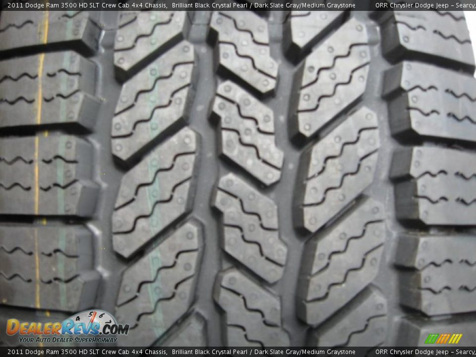 2011 Dodge Ram 3500 HD SLT Crew Cab 4x4 Chassis Brilliant Black Crystal Pearl / Dark Slate Gray/Medium Graystone Photo #7