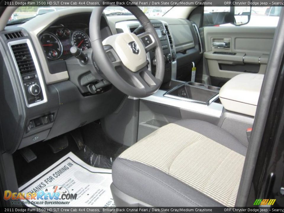 2011 Dodge Ram 3500 HD SLT Crew Cab 4x4 Chassis Brilliant Black Crystal Pearl / Dark Slate Gray/Medium Graystone Photo #10