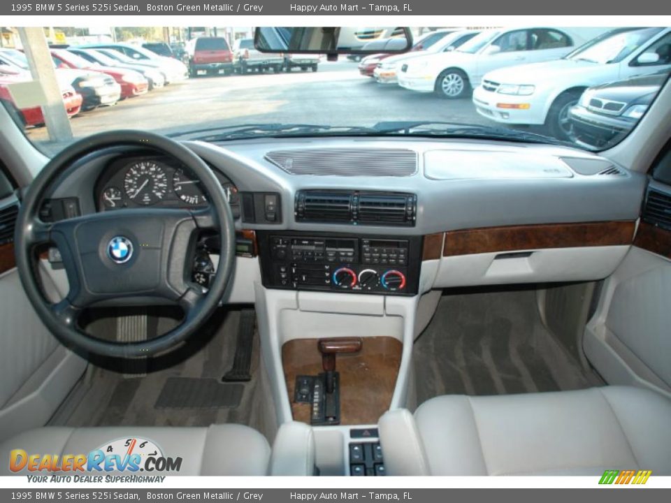 Grey Interior - 1995 BMW 5 Series 525i Sedan Photo #11