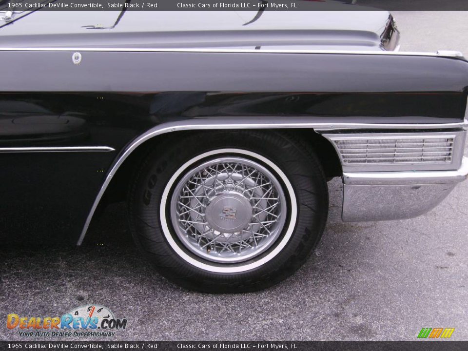 1965 Cadillac DeVille Convertible Sable Black / Red Photo #32