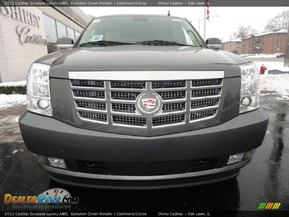 2011 Cadillac Escalade Luxury AWD Evolution Green Metallic / Cashmere/Cocoa Photo #2