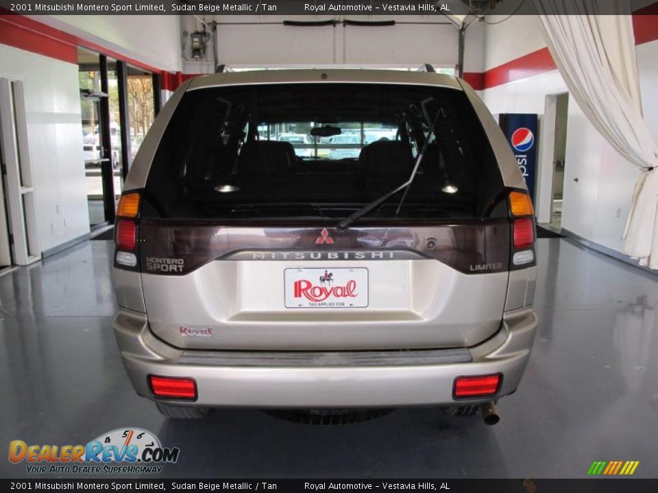 2001 Mitsubishi Montero Sport Limited Sudan Beige Metallic / Tan Photo #3