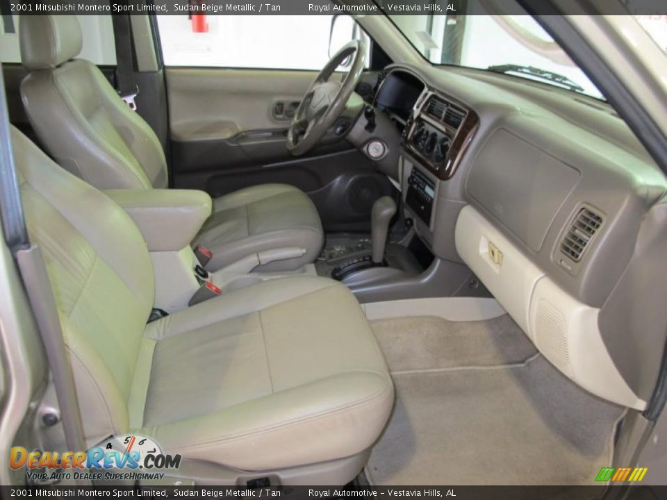 Tan Interior - 2001 Mitsubishi Montero Sport Limited Photo #11