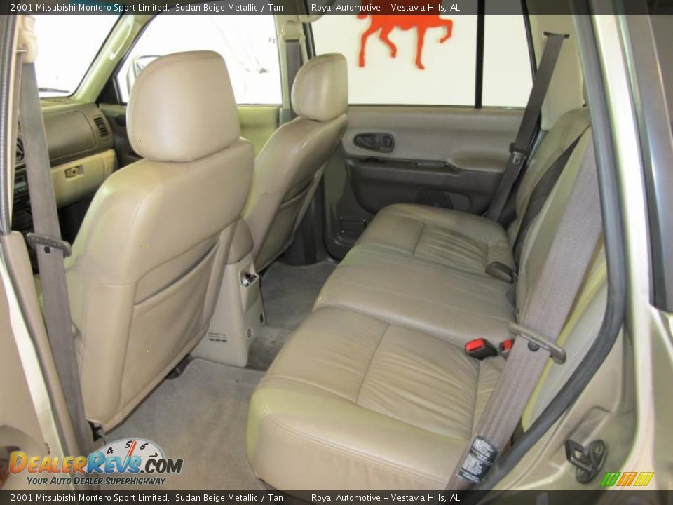 Tan Interior - 2001 Mitsubishi Montero Sport Limited Photo #12