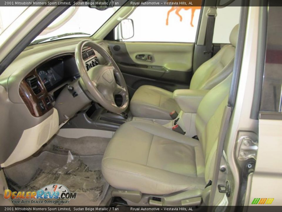 Tan Interior - 2001 Mitsubishi Montero Sport Limited Photo #14