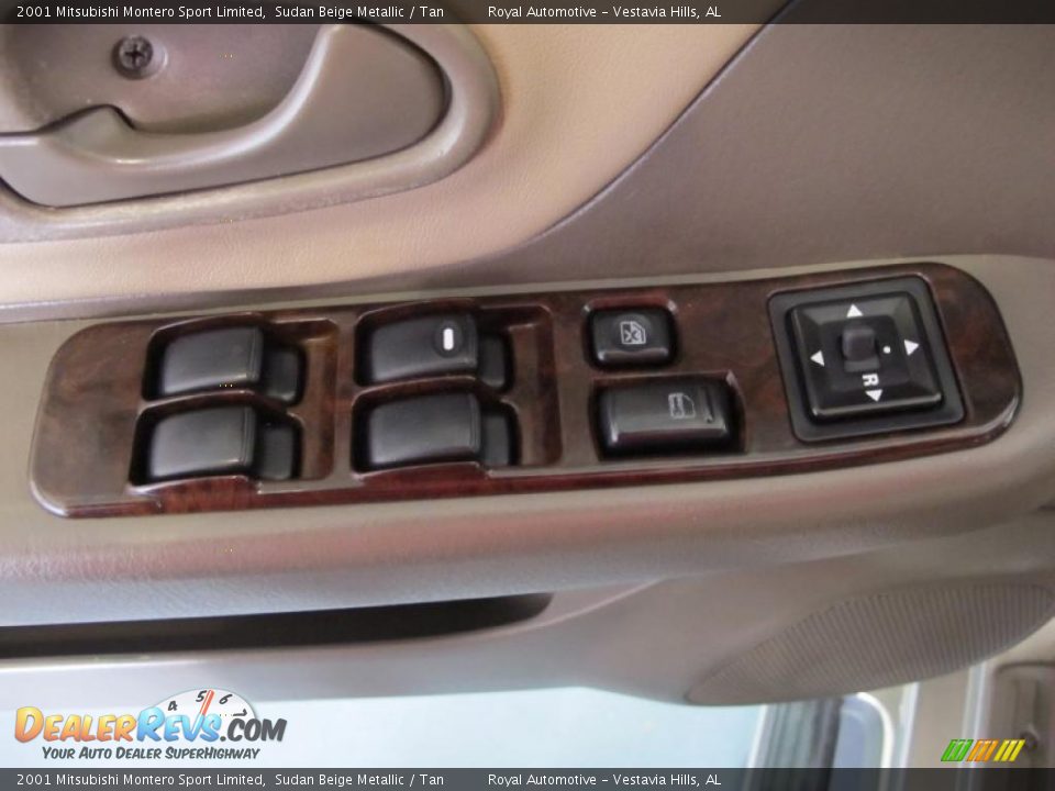 Controls of 2001 Mitsubishi Montero Sport Limited Photo #15