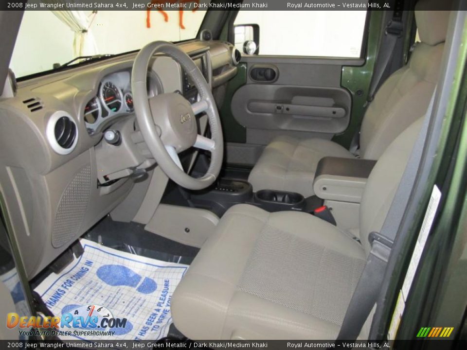 2008 Jeep Wrangler Unlimited Sahara 4x4 Jeep Green Metallic / Dark Khaki/Medium Khaki Photo #13