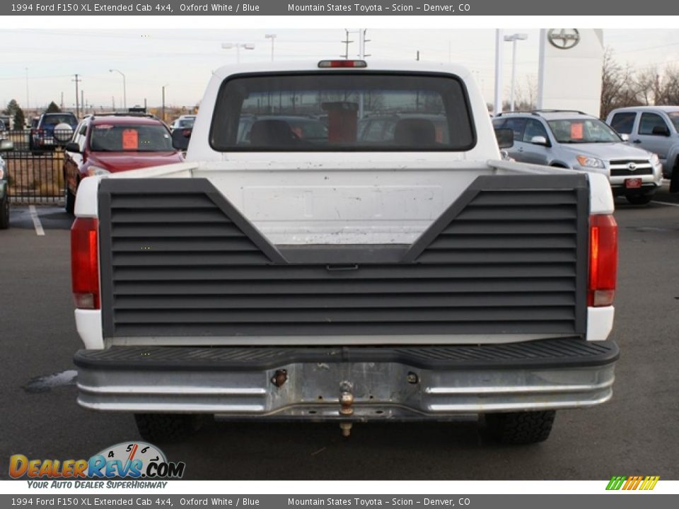 1994 Ford F150 XL Extended Cab 4x4 Oxford White / Blue Photo #3