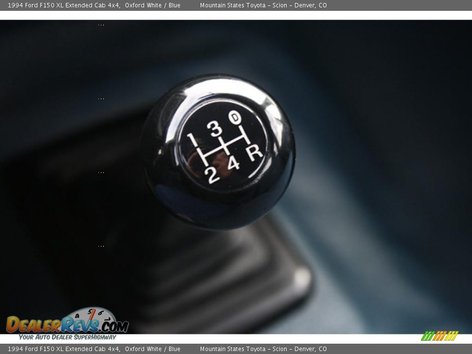 1994 Ford F150 XL Extended Cab 4x4 Shifter Photo #19