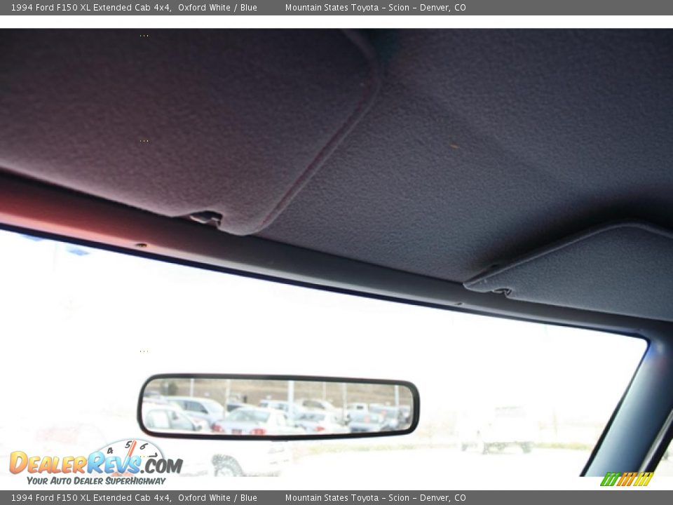 1994 Ford F150 XL Extended Cab 4x4 Oxford White / Blue Photo #23