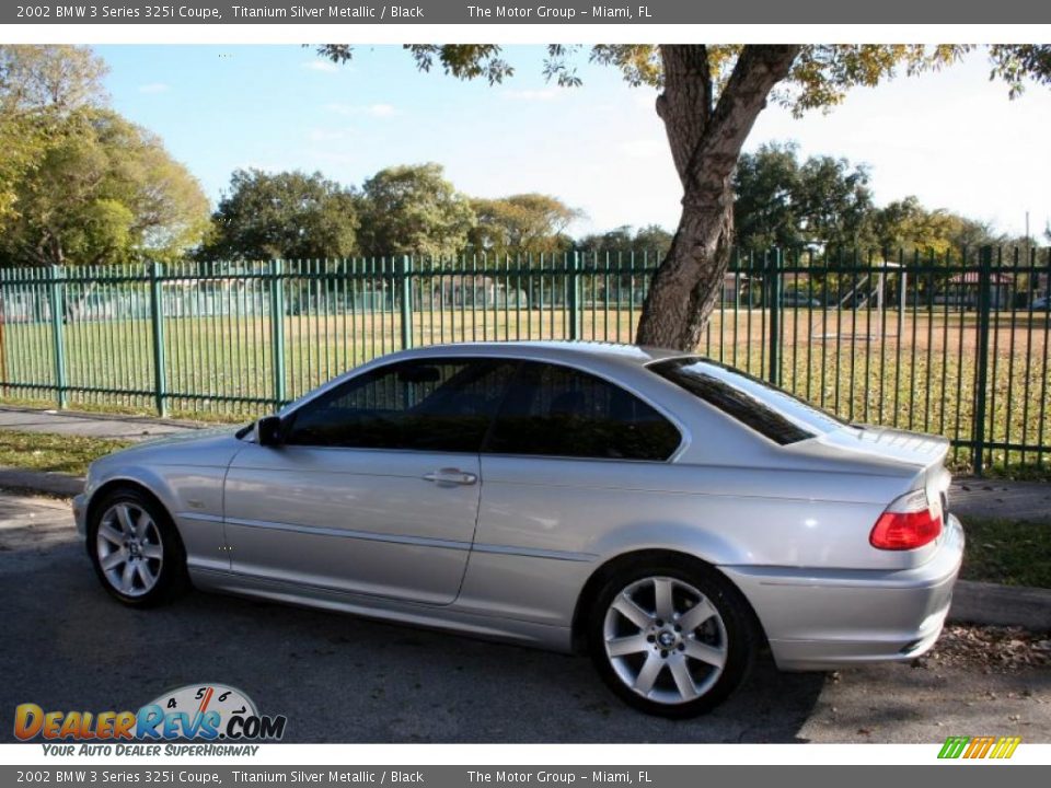 2002 BMW 3 Series 325i Coupe Titanium Silver Metallic / Black Photo #4