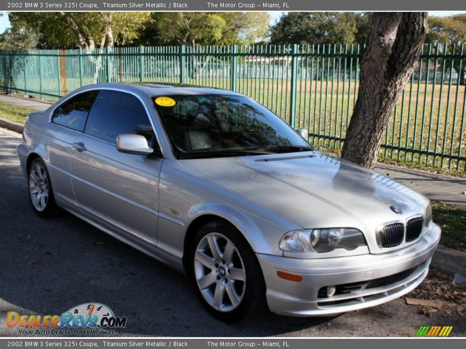 2002 BMW 3 Series 325i Coupe Titanium Silver Metallic / Black Photo #11