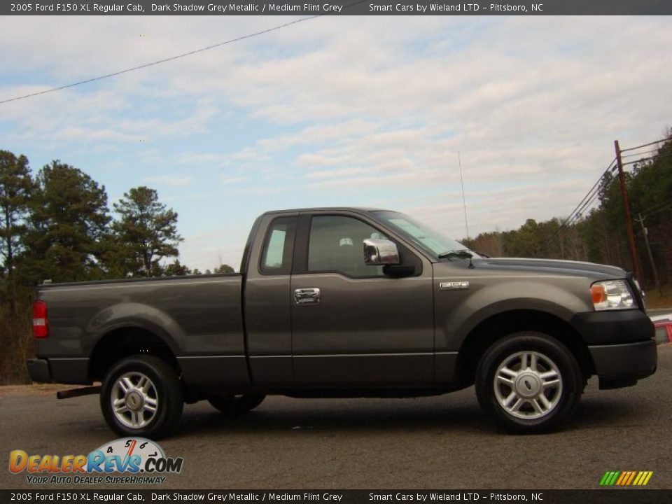 2005 Ford F150 XL Regular Cab Dark Shadow Grey Metallic / Medium Flint Grey Photo #1