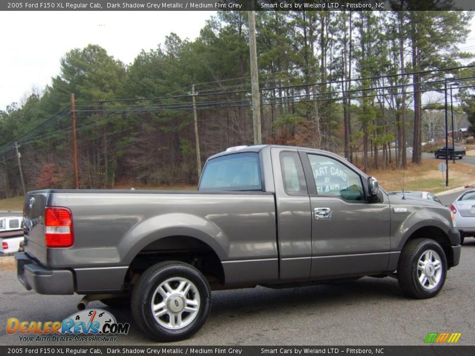 Dark Shadow Grey Metallic 2005 Ford F150 XL Regular Cab Photo #4