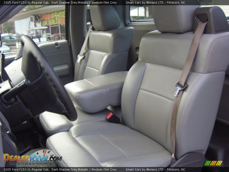 Medium Flint Grey Interior 2005 Ford F150 Xl Regular Cab