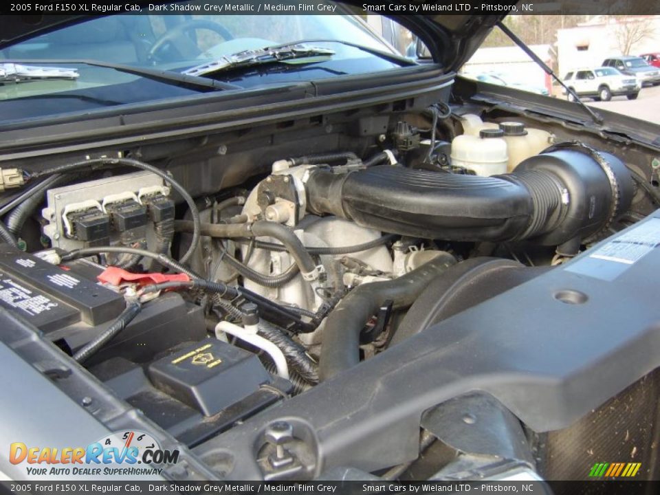 2005 Ford F150 XL Regular Cab 4.6 Liter SOHC 16-Valve Triton V8 Engine Photo #19