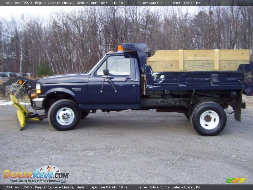 1994 Ford F350 XL Regular Cab 4x4 Chassis Medium Lapis Blue Metallic / Blue Photo #8