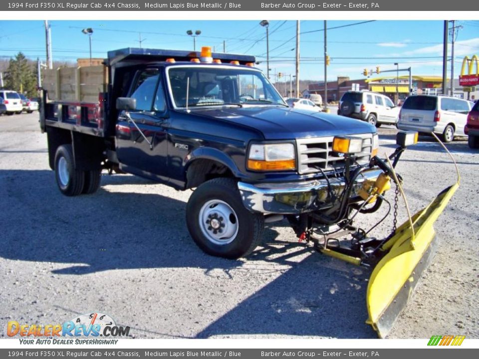 1994 Ford F350 XL Regular Cab 4x4 Chassis Medium Lapis Blue Metallic / Blue Photo #15