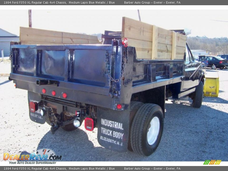 1994 Ford F350 XL Regular Cab 4x4 Chassis Medium Lapis Blue Metallic / Blue Photo #17