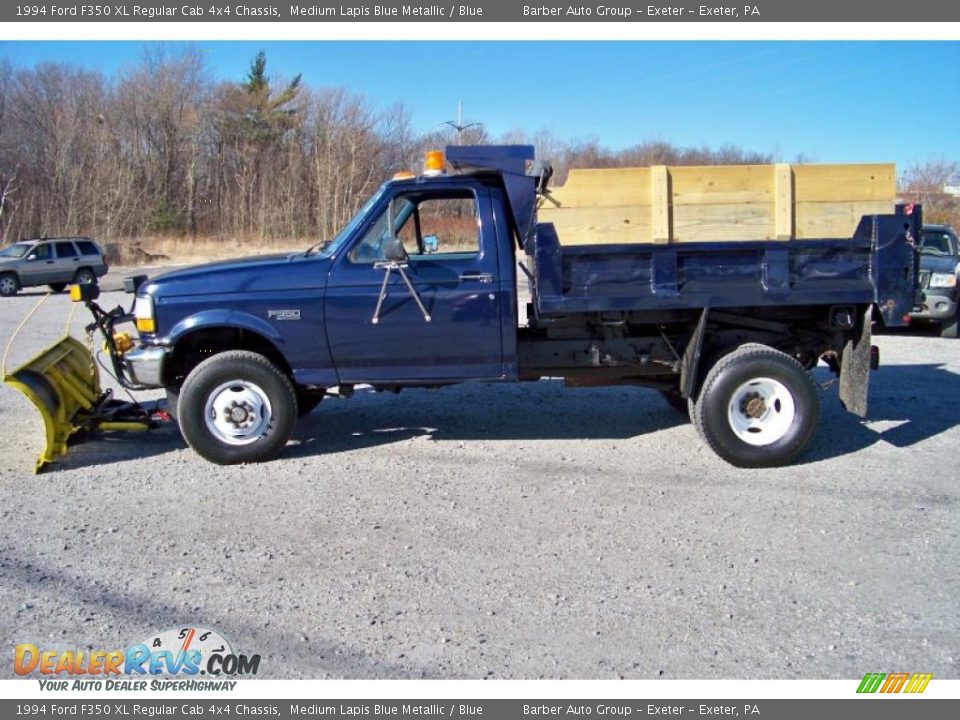 1994 Ford F350 XL Regular Cab 4x4 Chassis Medium Lapis Blue Metallic / Blue Photo #20