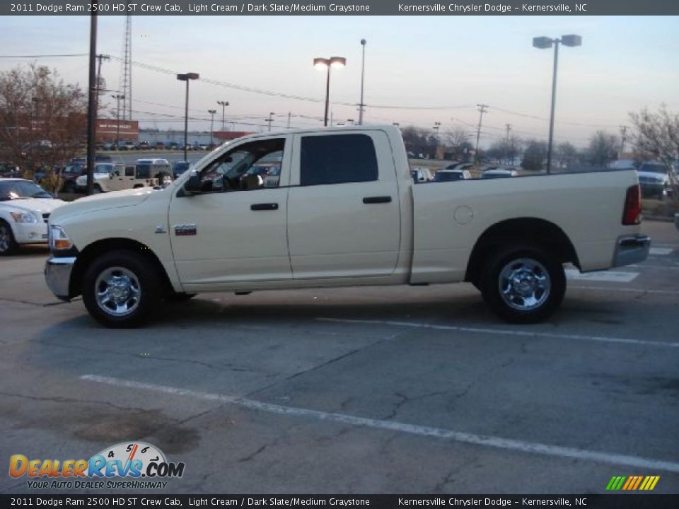 2011 Dodge Ram 2500 HD ST Crew Cab Light Cream / Dark Slate/Medium Graystone Photo #6