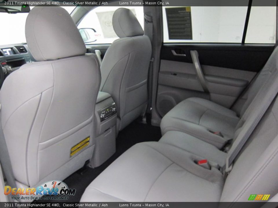 Ash Interior 2011 Toyota Highlander Se 4wd Photo 17