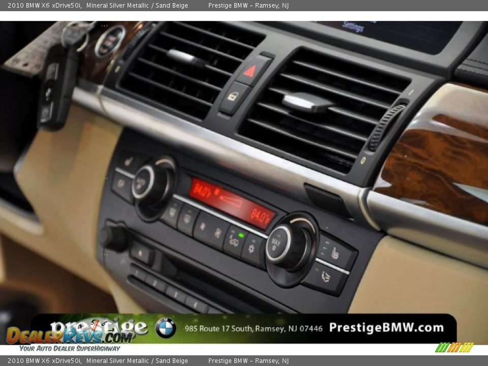 2010 BMW X6 xDrive50i Mineral Silver Metallic / Sand Beige Photo #17