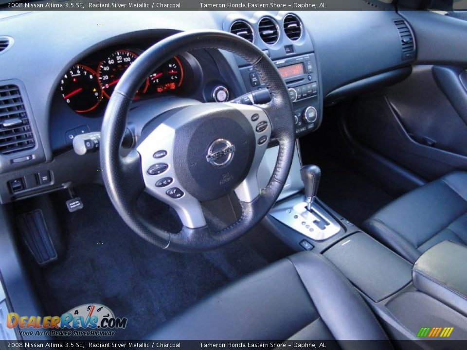 2008 Nissan Altima 3.5 SE Radiant Silver Metallic / Charcoal Photo #13