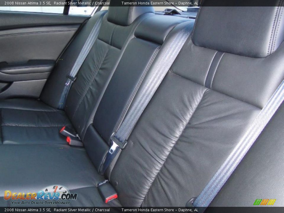 2008 Nissan Altima 3.5 SE Radiant Silver Metallic / Charcoal Photo #27