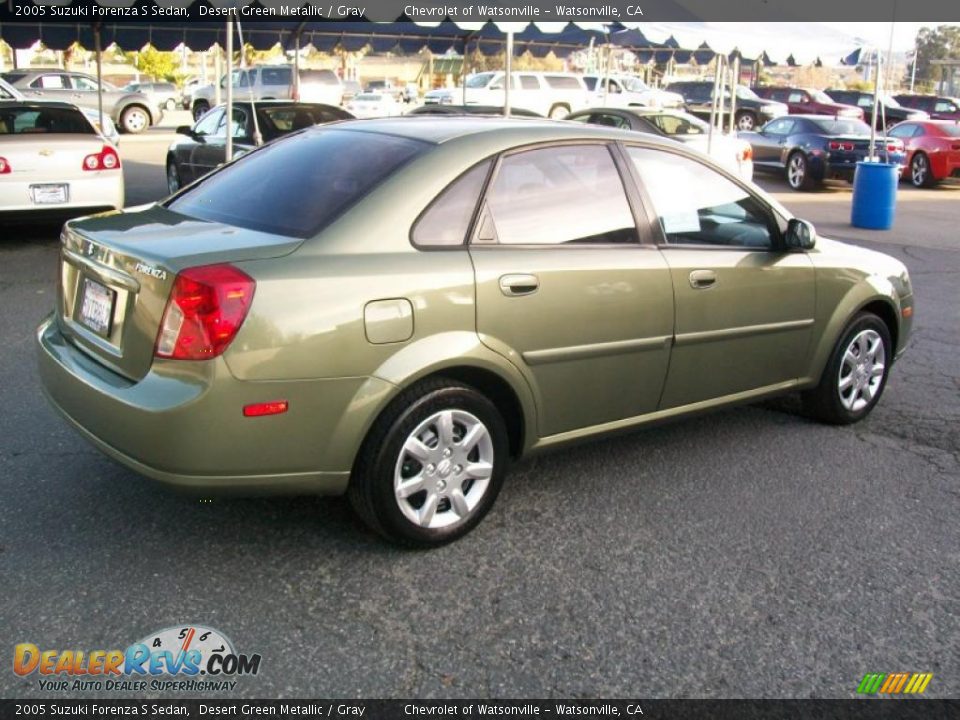 2005 Suzuki Forenza S Sedan Desert Green Metallic / Gray Photo #3