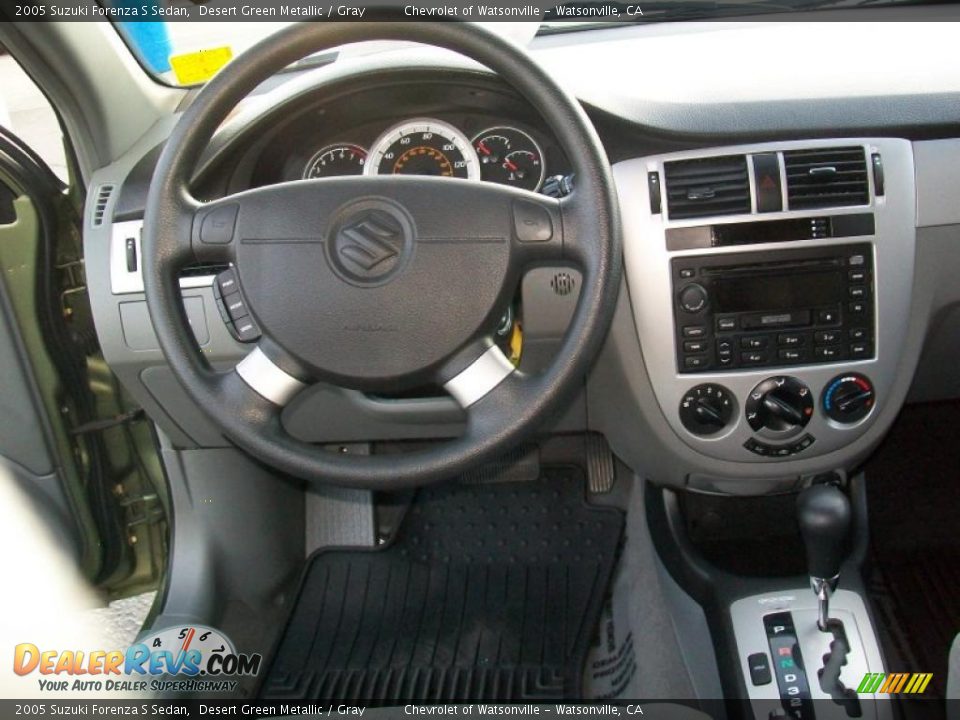 2005 Suzuki Forenza S Sedan Desert Green Metallic / Gray Photo #22