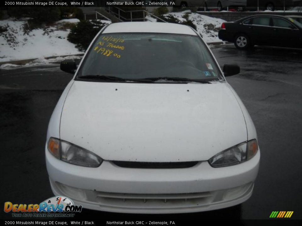 2000 Mitsubishi Mirage DE Coupe White / Black Photo #10