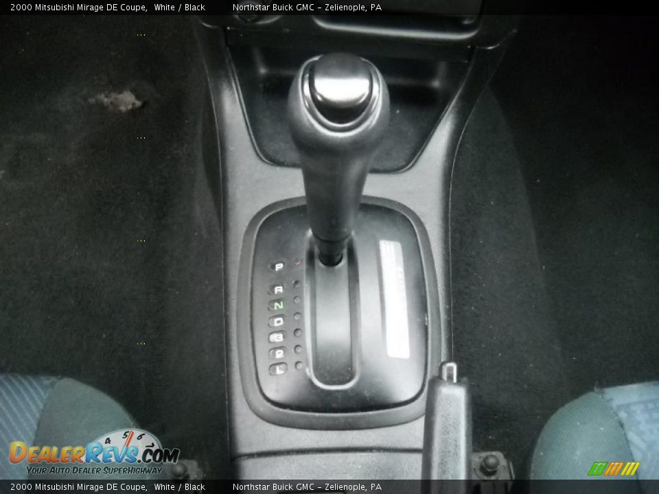 2000 Mitsubishi Mirage DE Coupe Shifter Photo #18