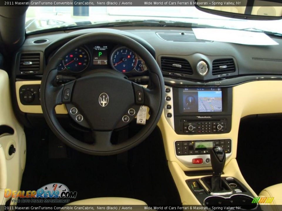 Dashboard of 2011 Maserati GranTurismo Convertible GranCabrio Photo #16