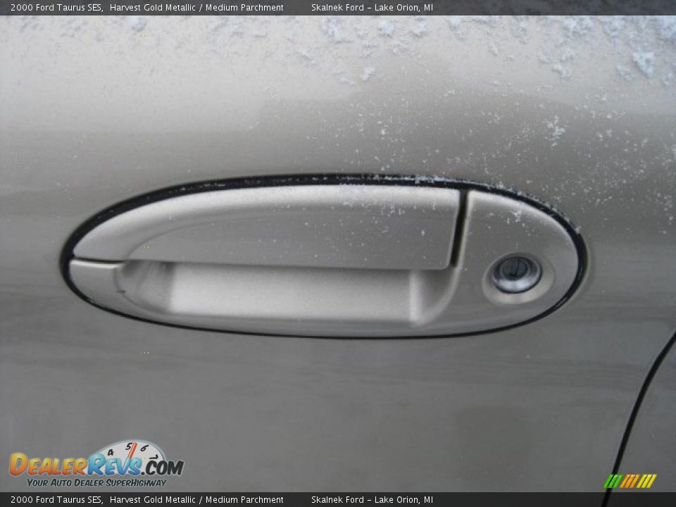 2000 Ford Taurus SES Harvest Gold Metallic / Medium Parchment Photo #19