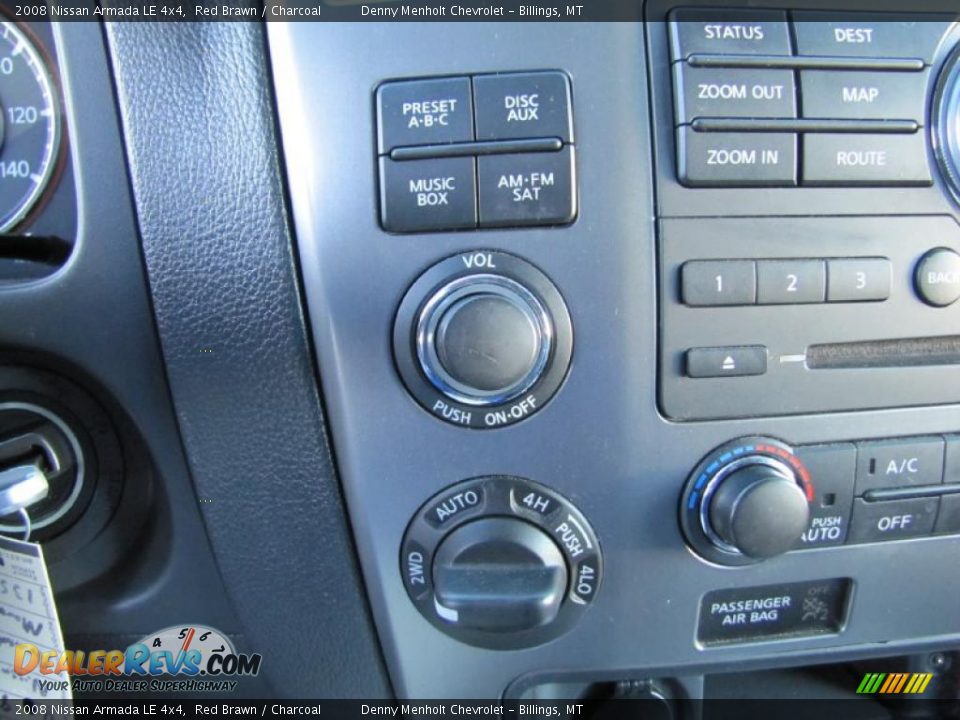 Controls of 2008 Nissan Armada LE 4x4 Photo #18