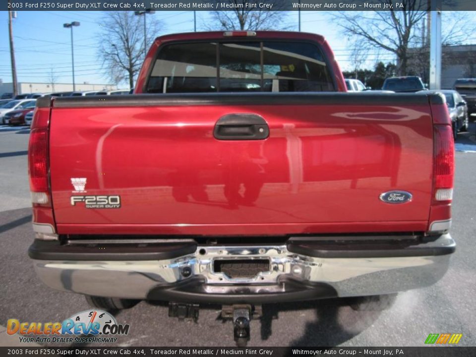 2003 Ford F250 Super Duty XLT Crew Cab 4x4 Toreador Red Metallic / Medium Flint Grey Photo #8