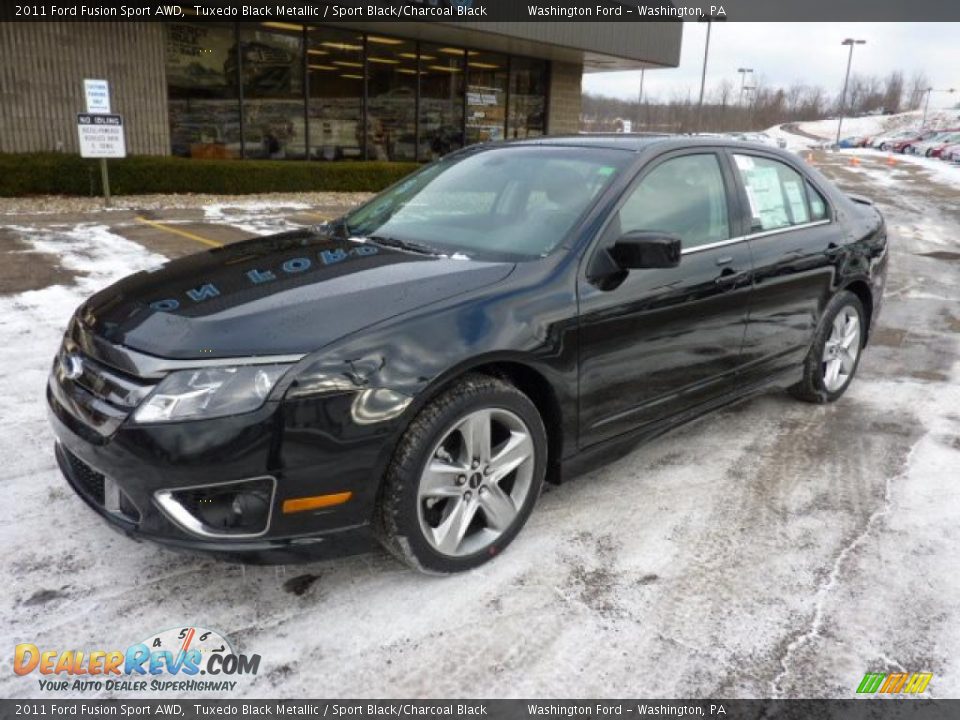 Front 3/4 View of 2011 Ford Fusion Sport AWD Photo #8