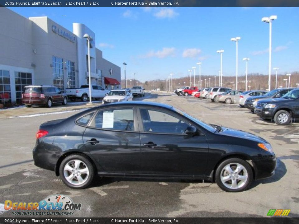 2009 Hyundai Elantra SE Sedan Black Pearl / Black Photo #2