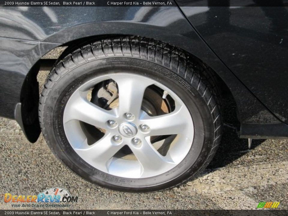 2009 Hyundai Elantra SE Sedan Black Pearl / Black Photo #3