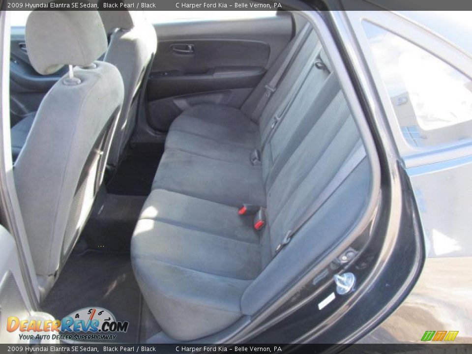 2009 Hyundai Elantra SE Sedan Black Pearl / Black Photo #11
