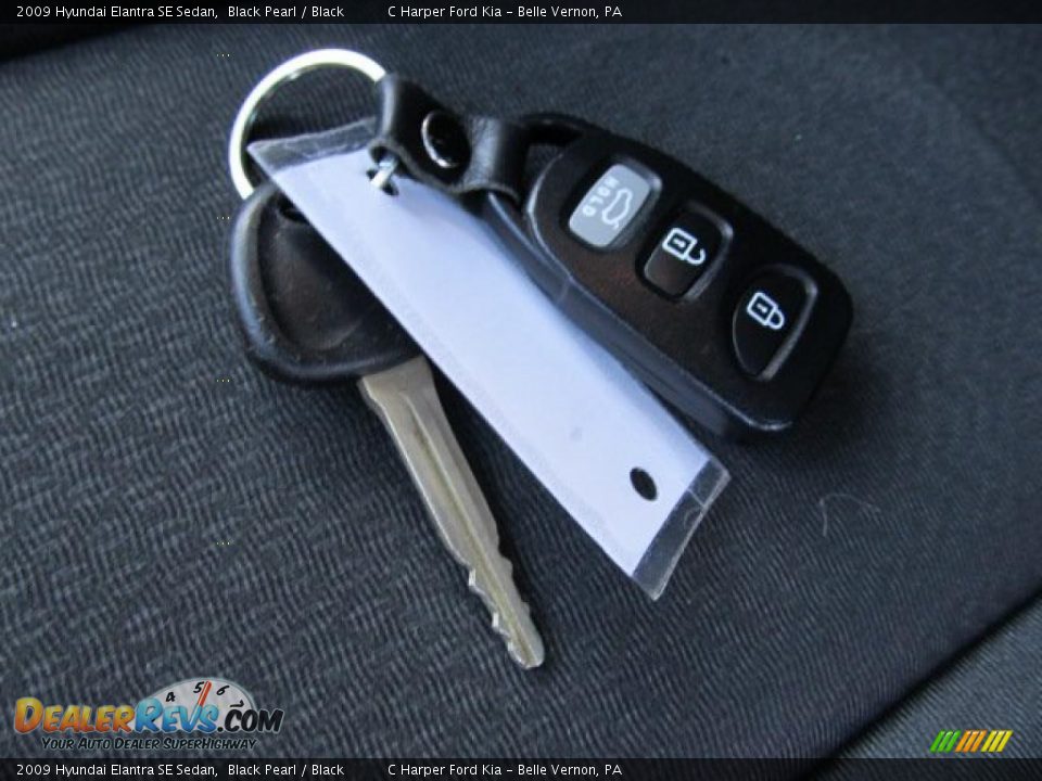 2009 Hyundai Elantra SE Sedan Black Pearl / Black Photo #13