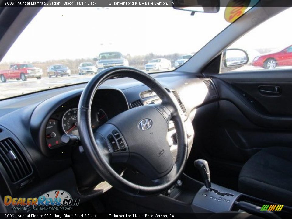 2009 Hyundai Elantra SE Sedan Black Pearl / Black Photo #14