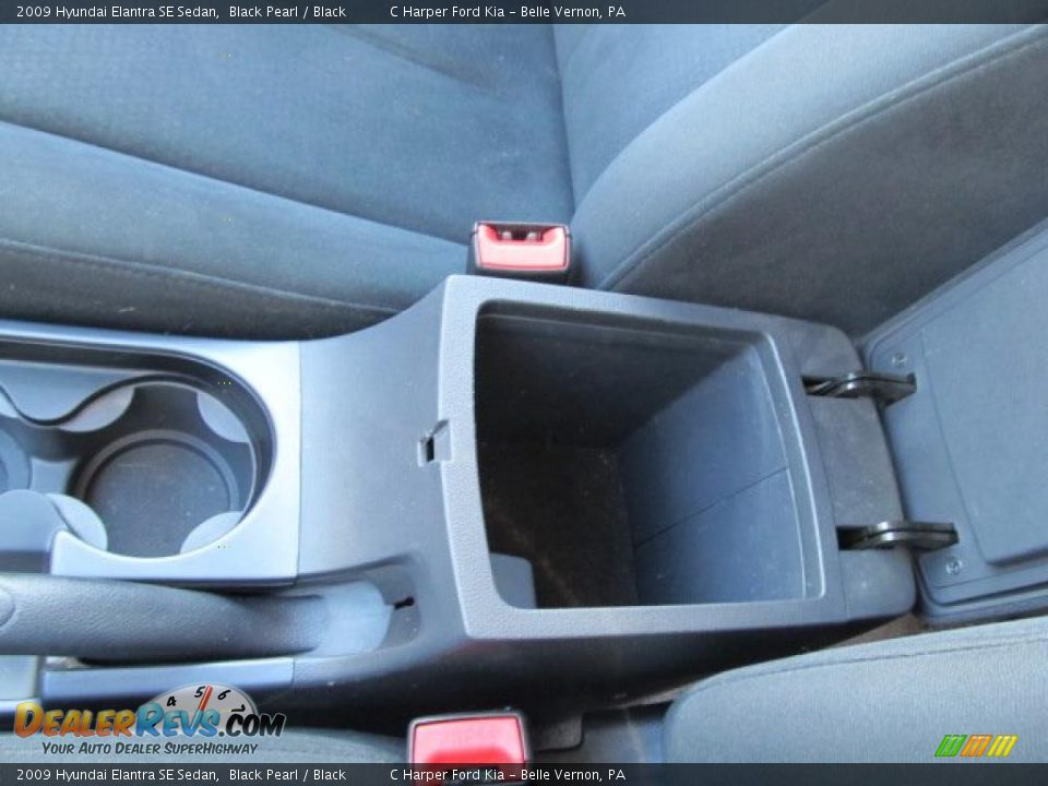 2009 Hyundai Elantra SE Sedan Black Pearl / Black Photo #19