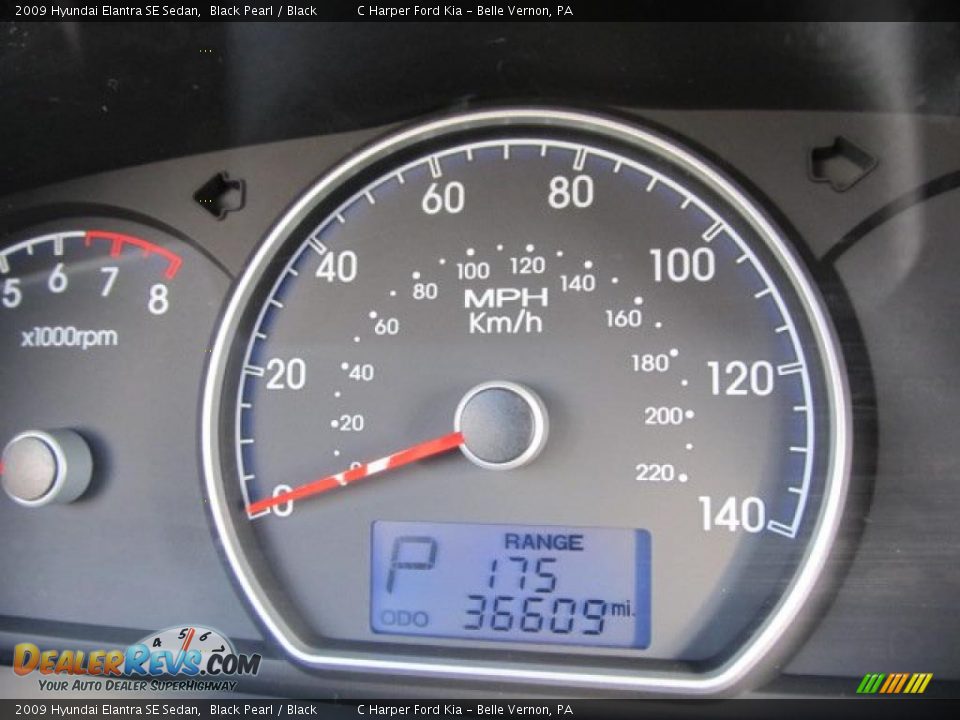 2009 Hyundai Elantra SE Sedan Black Pearl / Black Photo #25