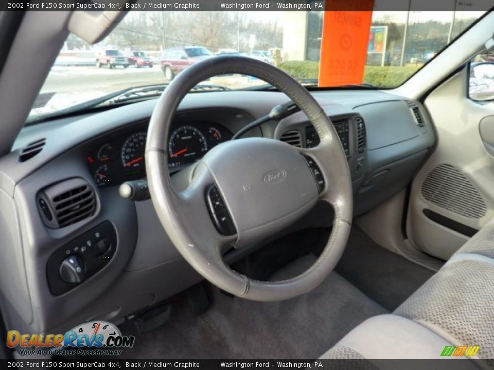 Medium Graphite Interior - 2002 Ford F150 Sport SuperCab 4x4 Photo #11